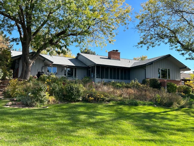 Licensed, Insured & 24/7 Availability's image